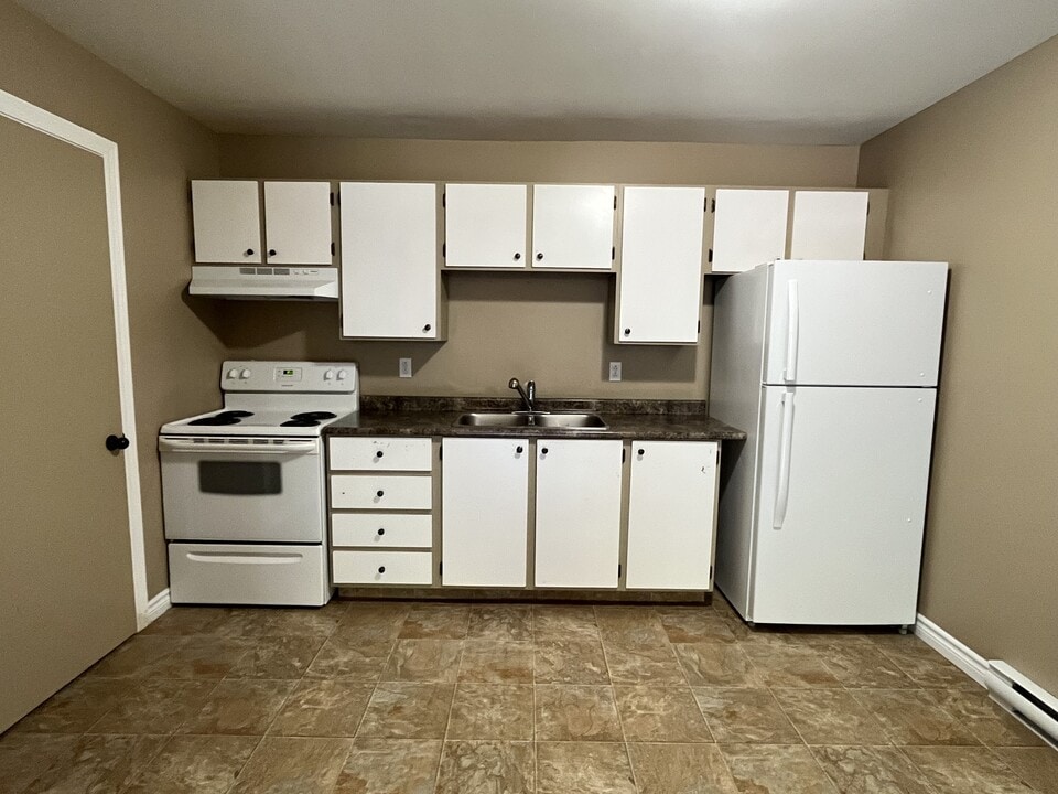 9 Green Valley Dr in Sussex Corner, NB - Building Photo