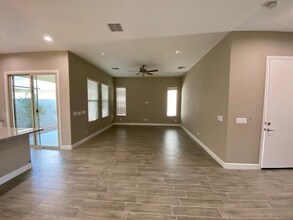 612 W Derringer Way in Chandler, AZ - Building Photo - Building Photo