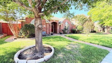 9312 Vista Cir in Irving, TX - Building Photo - Building Photo