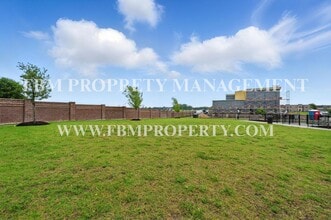 2112 Layla Dr in Waxahachie, TX - Building Photo - Building Photo