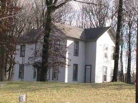 1701 Hulman St in Terre Haute, IN - Building Photo