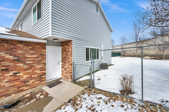 property at 7873 S Chadbourne Dr