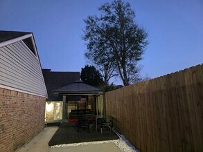 2022 Michel Delving Rd in Baton Rouge, LA - Building Photo - Building Photo