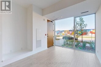 7 Buttermill Ave. in Vaughan, ON - Building Photo - Building Photo