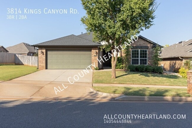 property at 3814 Kings Canyon Rd