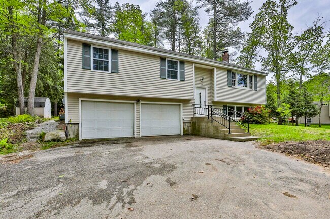 180 Back River Rd in Bedford, NH - Building Photo - Building Photo