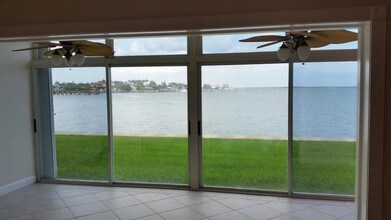 400 Wilma Cir-Unit -108 in West Palm Beach, FL - Building Photo - Building Photo