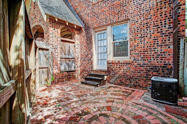 property at 2323 Park St
