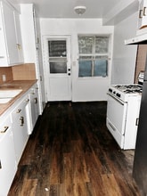 1850 La Brea Ave in Los Angeles, CA - Building Photo - Building Photo