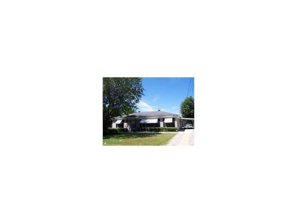 808 Myra Dr in Mobile, AL - Building Photo