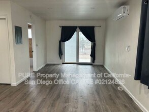 43 E J St in Chula Vista, CA - Building Photo - Building Photo