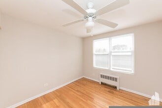 7549 N Bell Ave in Chicago, IL - Building Photo - Building Photo