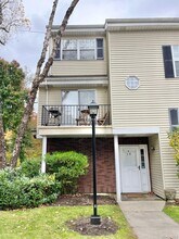 599 Midland Ave in Rye, NY - Building Photo - Building Photo