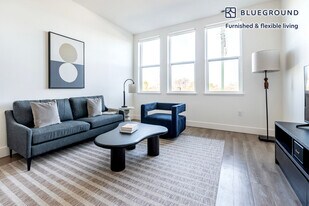 261 El Camino Real in San Carlos, CA - Building Photo