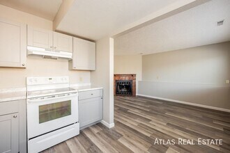 3310 Cochran Dr in Colorado Springs, CO - Building Photo - Building Photo