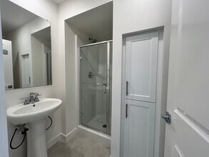 11753 Florence Ave in Santa Fe Springs, CA - Building Photo - Building Photo