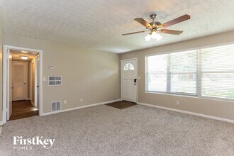 2517 Columbine Dr N in Jacksonville, FL - Building Photo - Building Photo