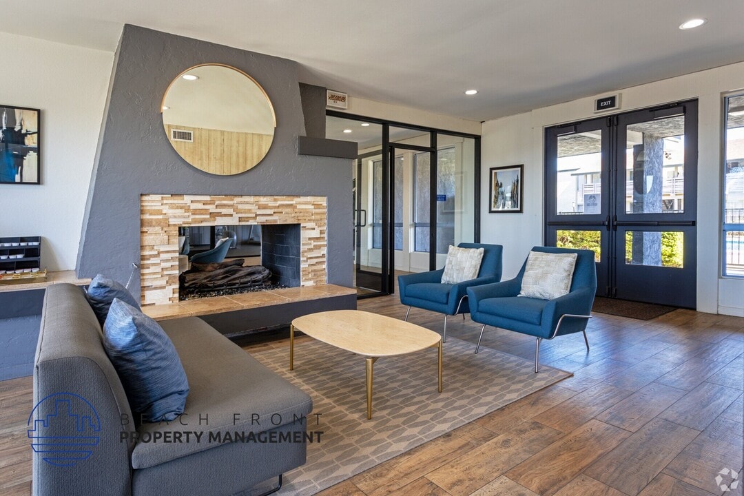 The Windmill Apartments in Westminster, CA - Foto de edificio