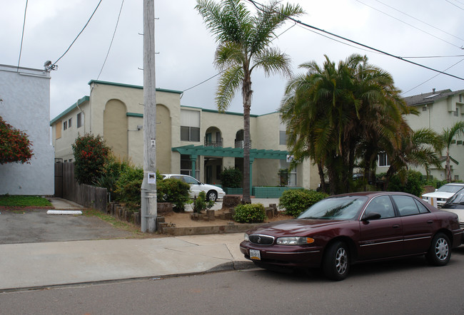 Pacific Point in Imperial Beach, CA - Building Photo - Building Photo