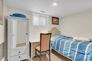 46 Falaise Rd in Toronto, ON - Building Photo