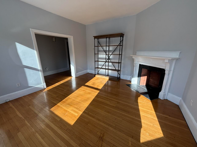 1539 Cambridge St, Unit 1 in Cambridge, MA - Building Photo - Building Photo