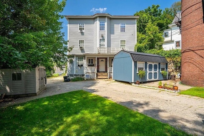 22 Prospect Ave, Unit 3