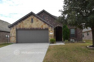 2512 Flowing Springs Dr in Fort Worth, TX - Building Photo