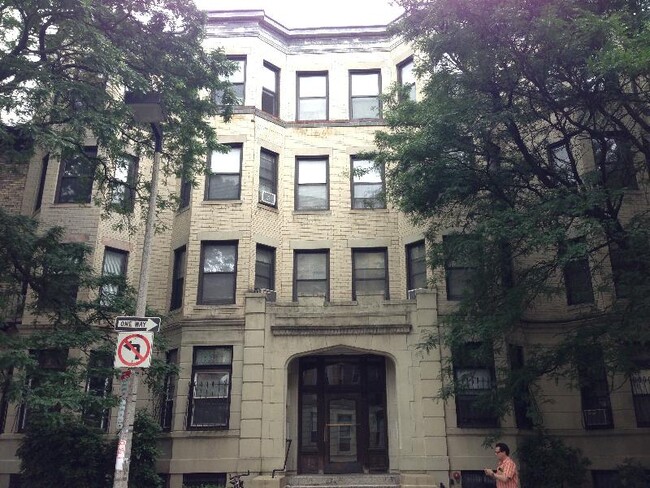 39 Hemenway St, Unit 17 in Boston, MA - Foto de edificio - Building Photo