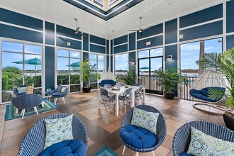 Lake Vue in Orlando, FL - Foto de edificio - Building Photo