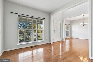 9871 Upper Mill Loop in Linton Hall, VA - Building Photo