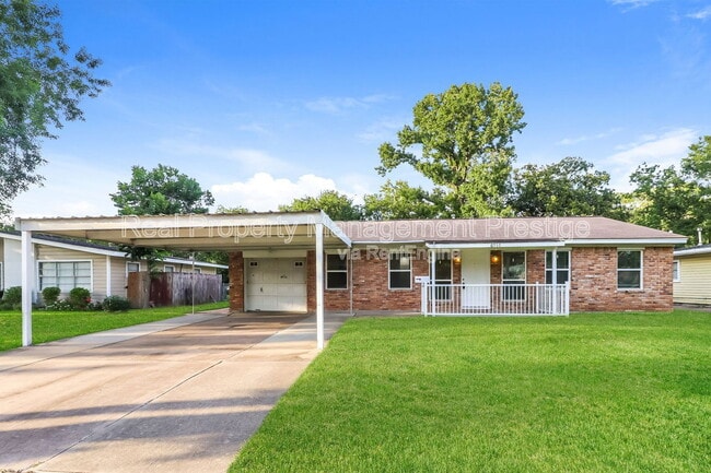 property at 6910 Cole Creek Dr