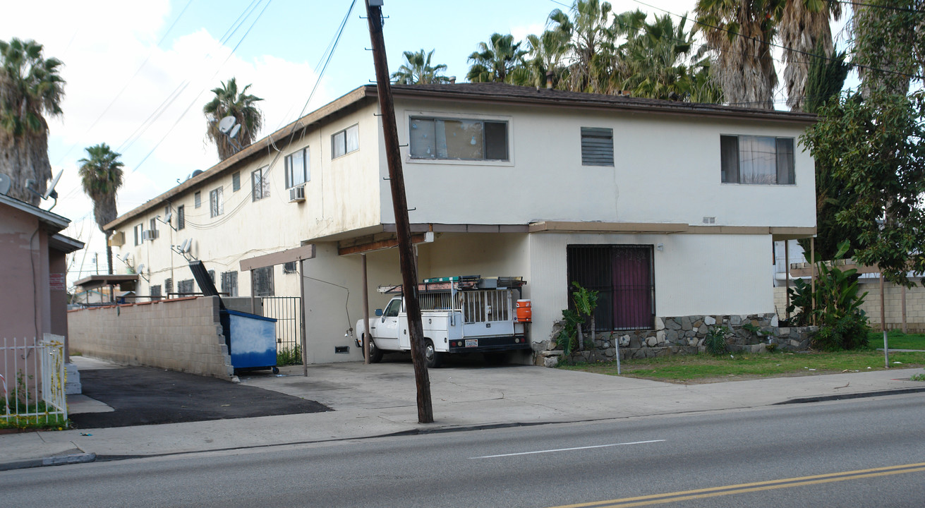 7315 Santa Fe Ave in Huntington Park, CA - Building Photo