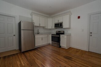 11 Park St in Haverhill, MA - Building Photo - Building Photo