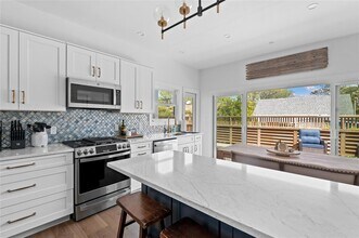 274 Cottage Walk in Ocean Beach, NY - Building Photo - Building Photo