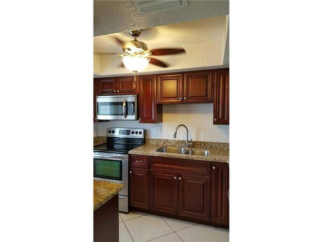 5800 Margate Blvd-Unit -725 in Margate, FL - Building Photo - Building Photo