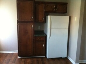 830 Flyer Ct in Oak Grove, KY - Building Photo - Building Photo