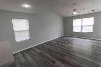 2603 Northampton Dr in Columbia, MO - Building Photo - Building Photo