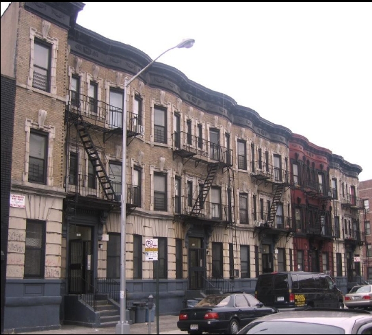 2102 Regent Place in Brooklyn, NY - Foto de edificio