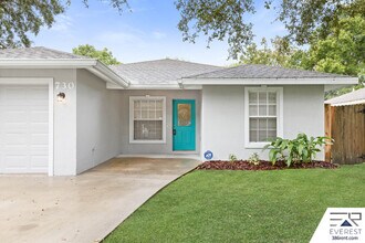 730 Flora St in Daytona Beach, FL - Building Photo - Building Photo