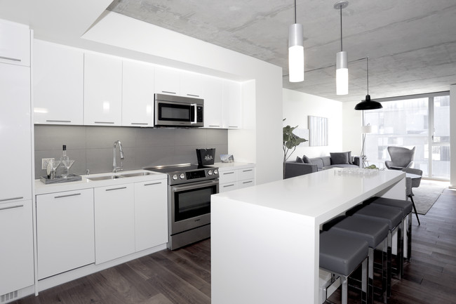 AKA West Hollywood Apartment Residences in West Hollywood, CA - Building Photo - Interior Photo