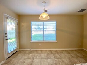 215 Coopers Hawk in San Antonio, TX - Building Photo - Building Photo