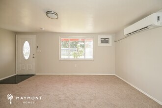 5041 Fitchburg Dr in Holiday, FL - Foto de edificio - Building Photo