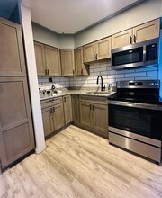 69 Winchester St, Unit 69 Winchester St in Providence, RI - Building Photo - Building Photo