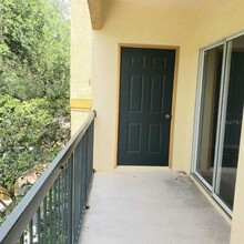 5612 Pinnacle Heights Cir in Tampa, FL - Building Photo - Building Photo