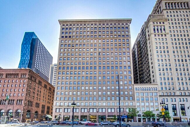 property at 330 S Michigan Ave