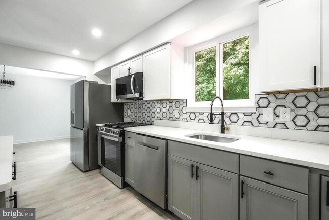 6304 Juanita Ct in Camp Springs, MD - Building Photo - Building Photo