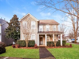 17328 Caldwell Rush Cir in Cornelius, NC - Building Photo