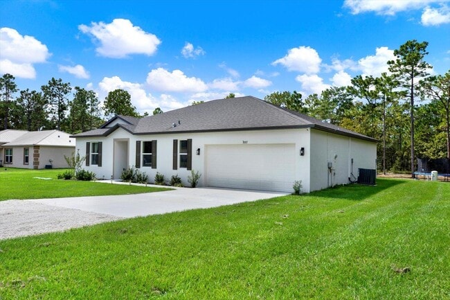 18187 Macassar Rd in Brooksville, FL - Building Photo - Building Photo