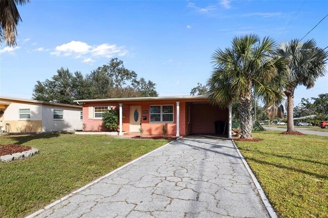 3701 32nd Ave N in St. Petersburg, FL - Building Photo - Building Photo