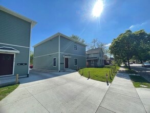 1909 Greenbush St, Unit 1909 in Lafayette, IN - Building Photo - Building Photo